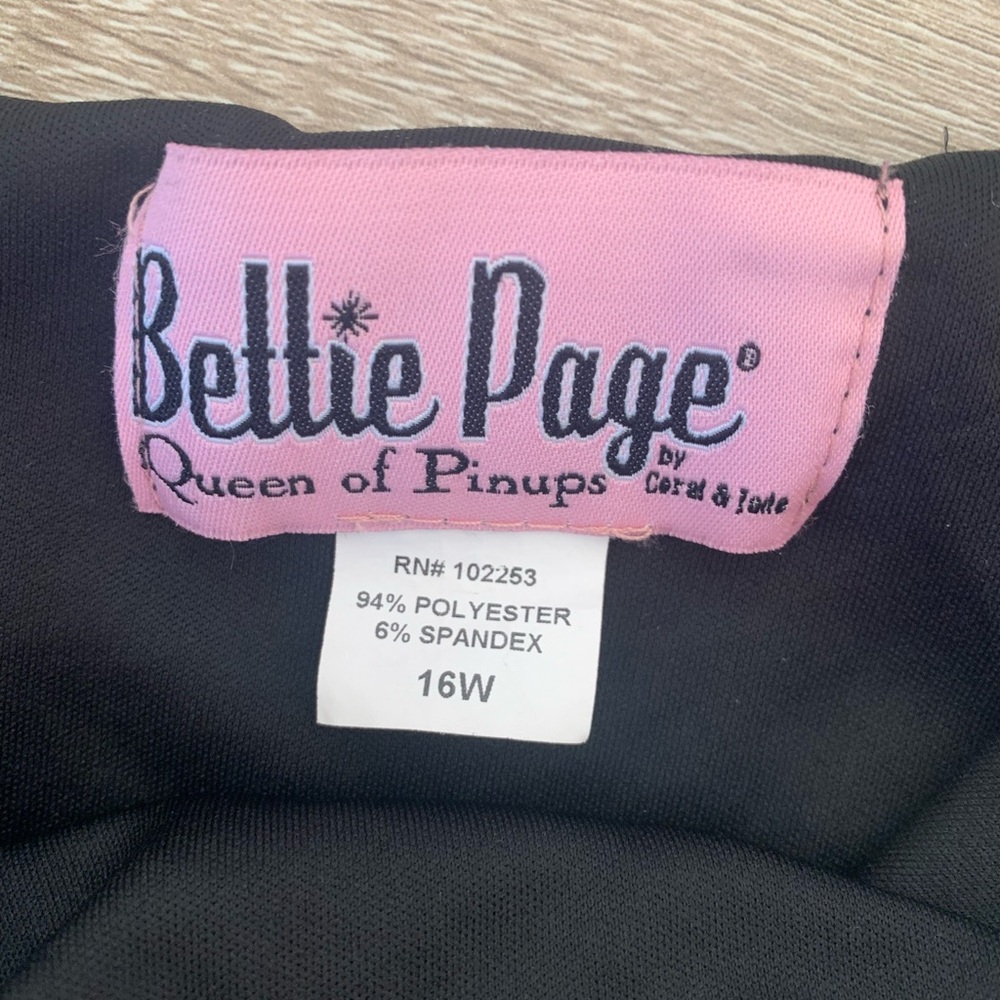 Bettie Page Black Spandex Leggings